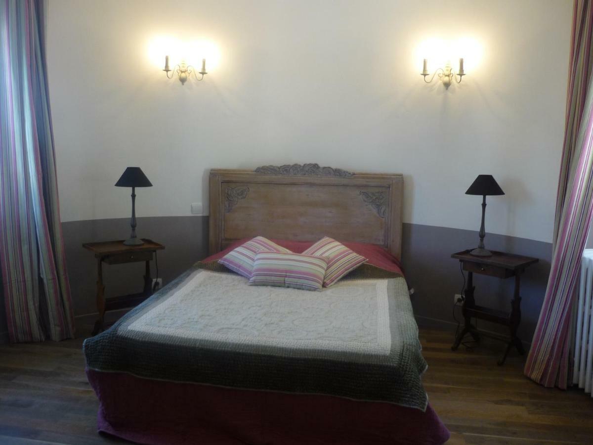 Manoir De La Vigneraie Panzió Athée-sur-Cher Kültér fotó